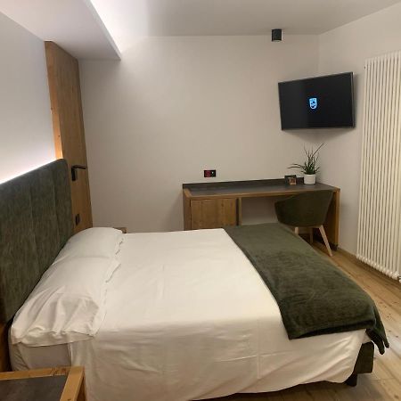 Ai Spiazzi Hotell Mezzocorona Exteriör bild