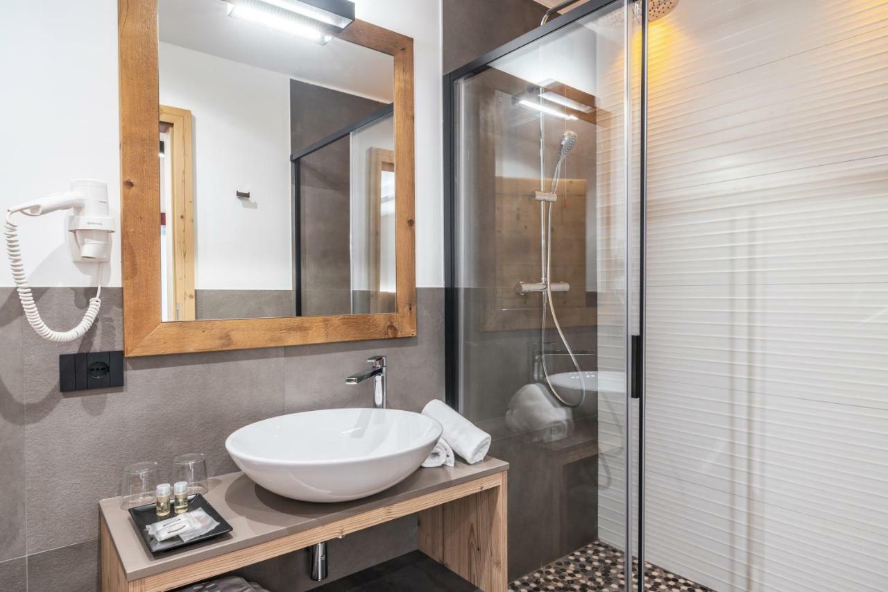 Ai Spiazzi Hotell Mezzocorona Exteriör bild