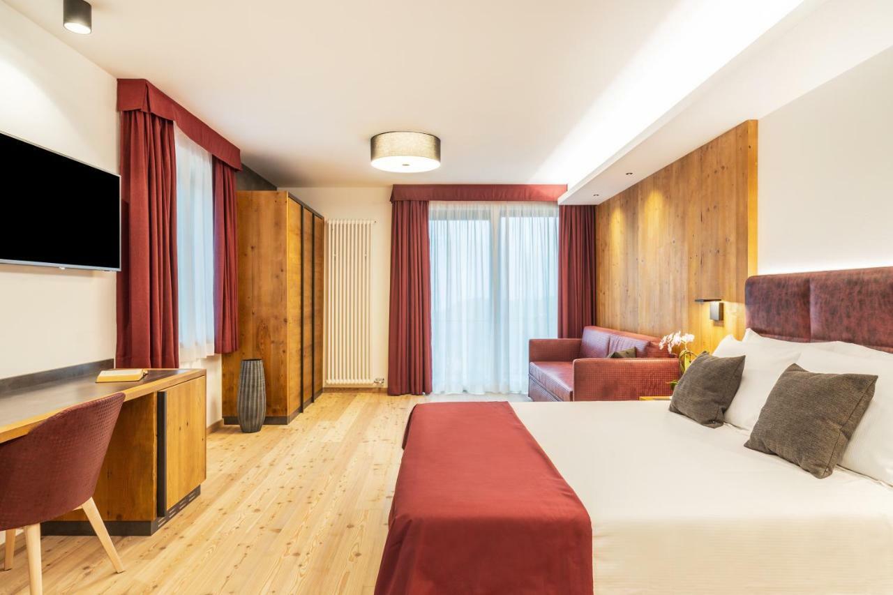 Ai Spiazzi Hotell Mezzocorona Exteriör bild