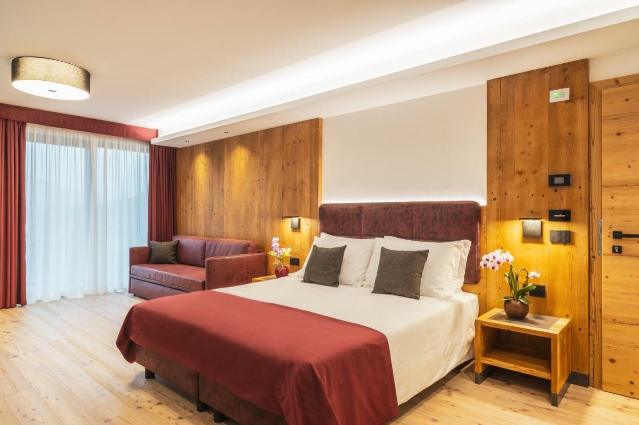 Ai Spiazzi Hotell Mezzocorona Exteriör bild