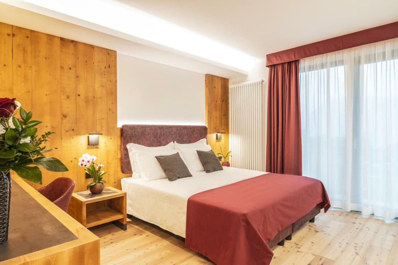 Ai Spiazzi Hotell Mezzocorona Exteriör bild